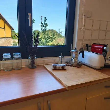 Casita Con Jardin Cerca De La Costa *