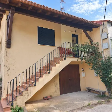Vakantiehuis Casita Con Jardin Cerca De La Costa Ubiarco